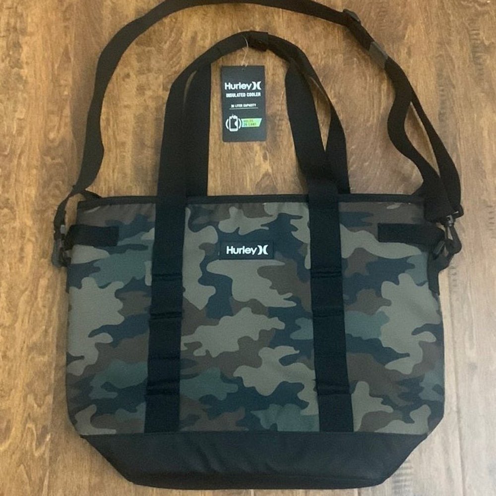 (COPY) Hurley Insulated Camo Cooler Bag Size 30 Liter